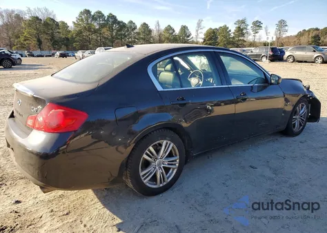 2015 Infiniti Q40 z USA, uszkodzony, nr VIN JN1CV6AR4FM650937